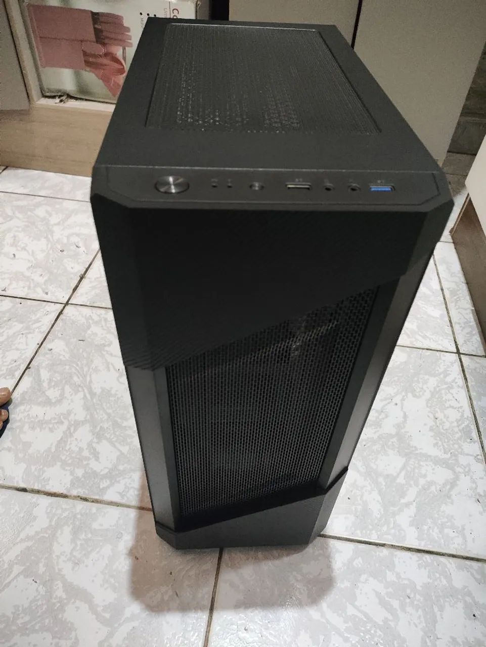 Gabinete Gamer Aigo Dark flash pollux  - Foto 3