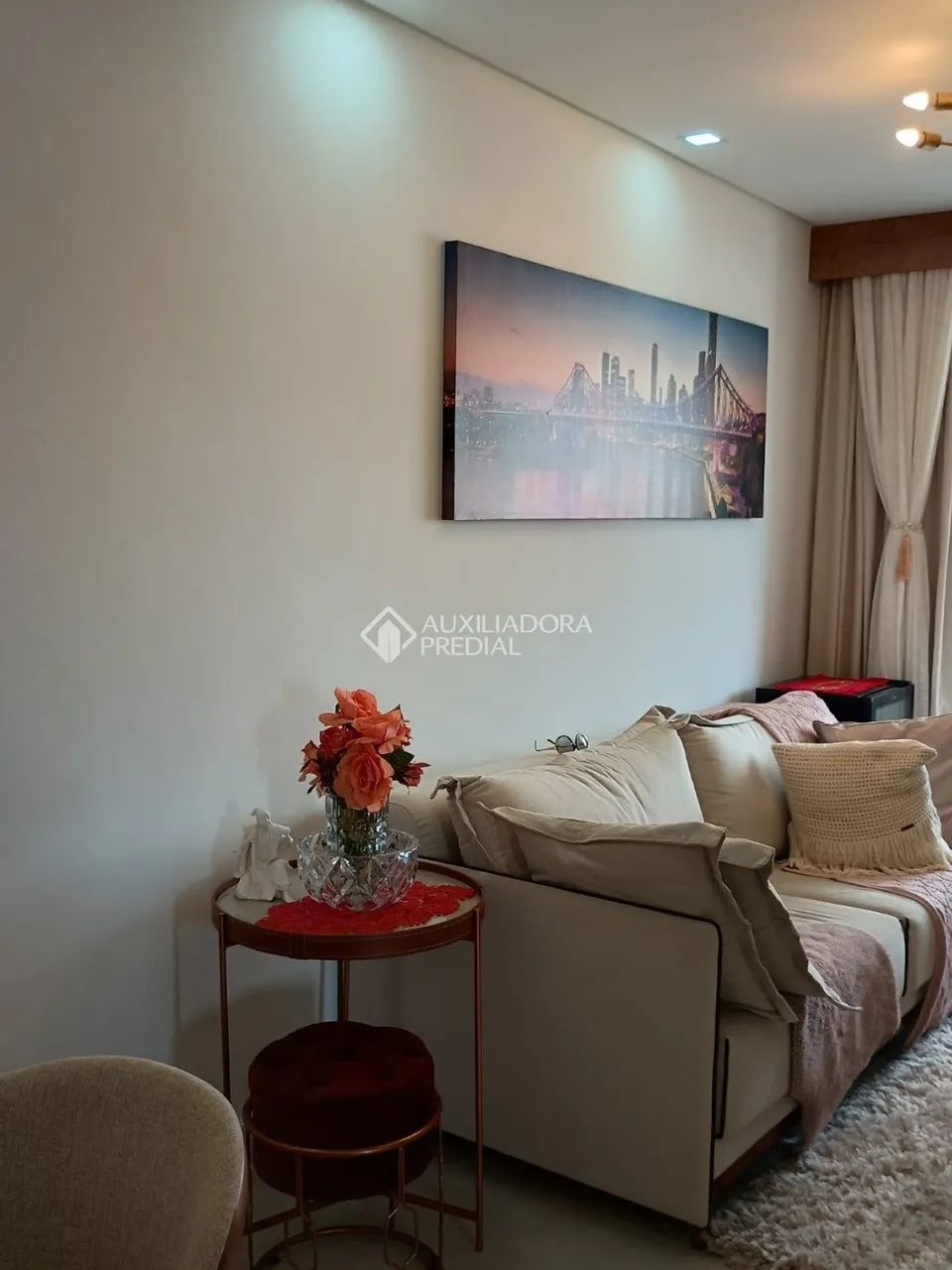 Apartamento 3 quartos total mente mobiliado, zona central do Ingleses - Foto 3