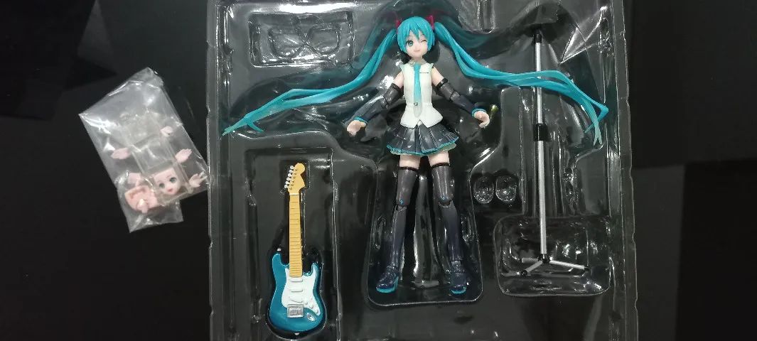 Hatsune Miku Vocal - Action Figure da Figma N°394 - Réplica - Foto 2