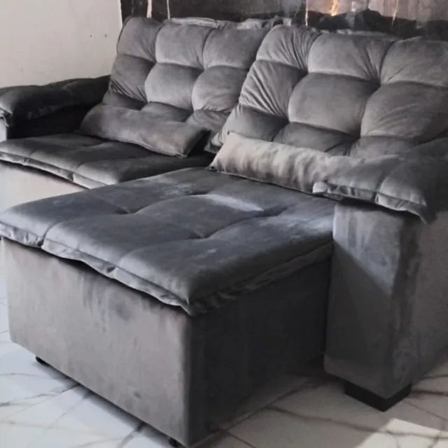 Sofá Retrátil Cinza com Puff - Foto 3