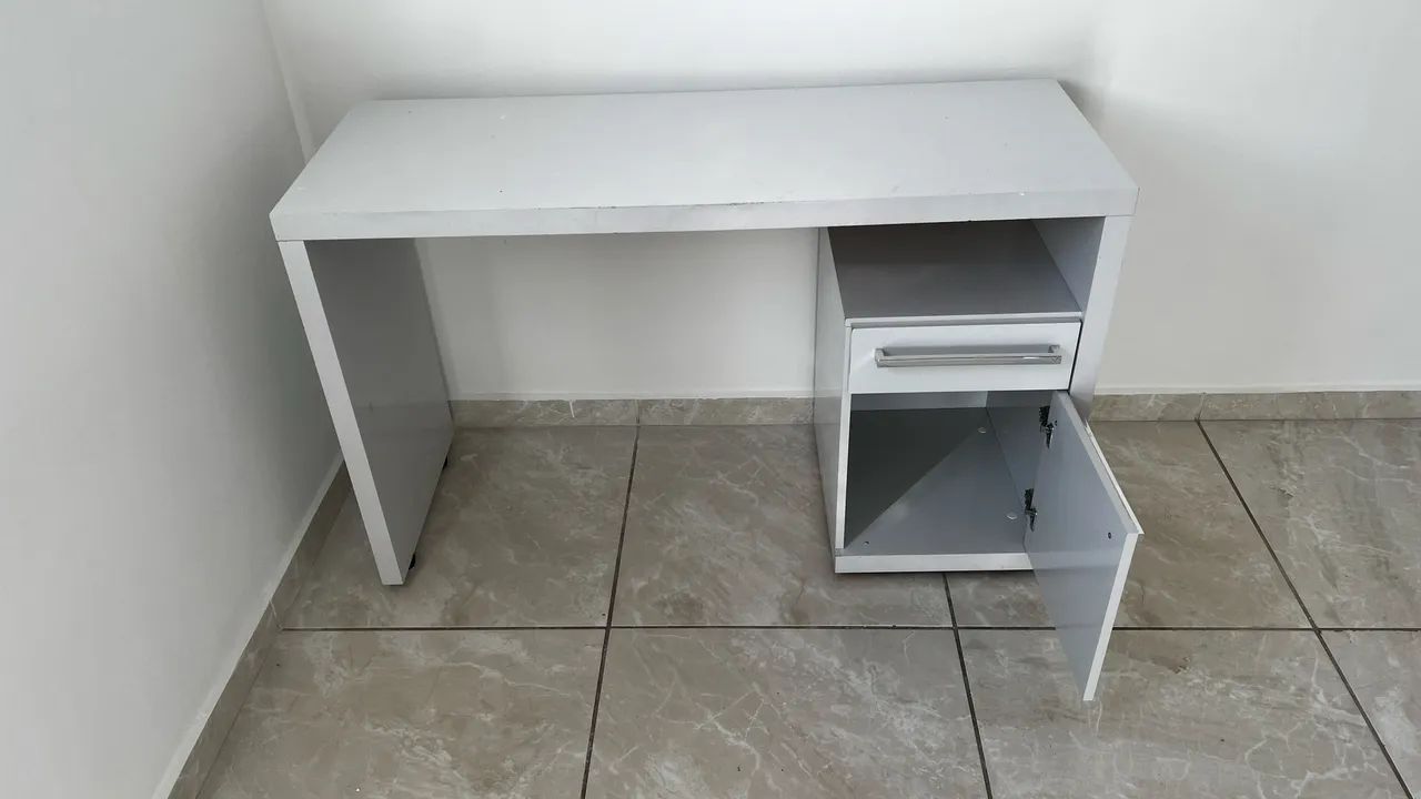 Mesa de escrivaninha branca - Foto 3