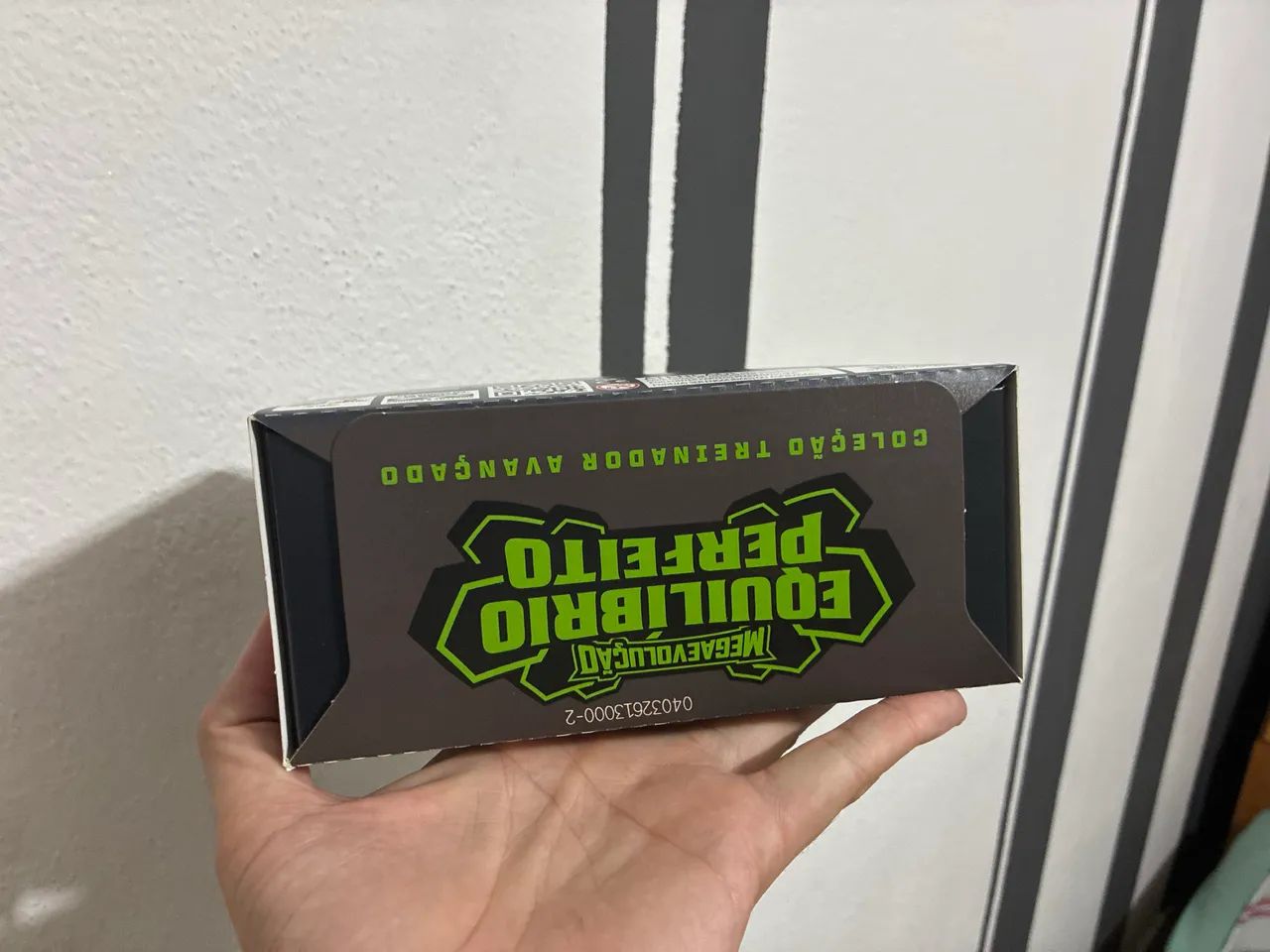 ETB Treinador Avançado Equilíbrio Perfeito Pokémon - Foto 3