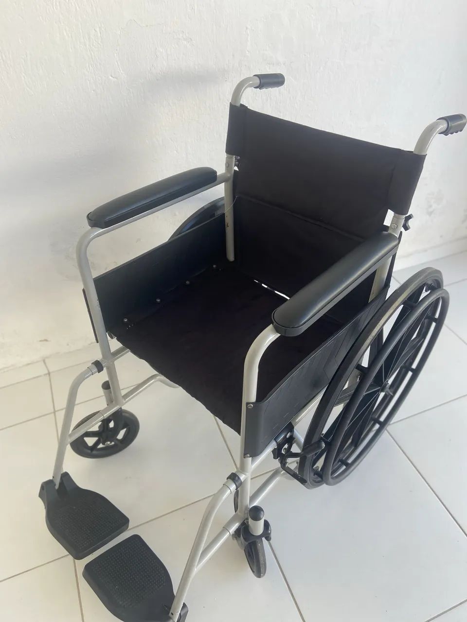 CADEIRA DE RODA - Foto 2