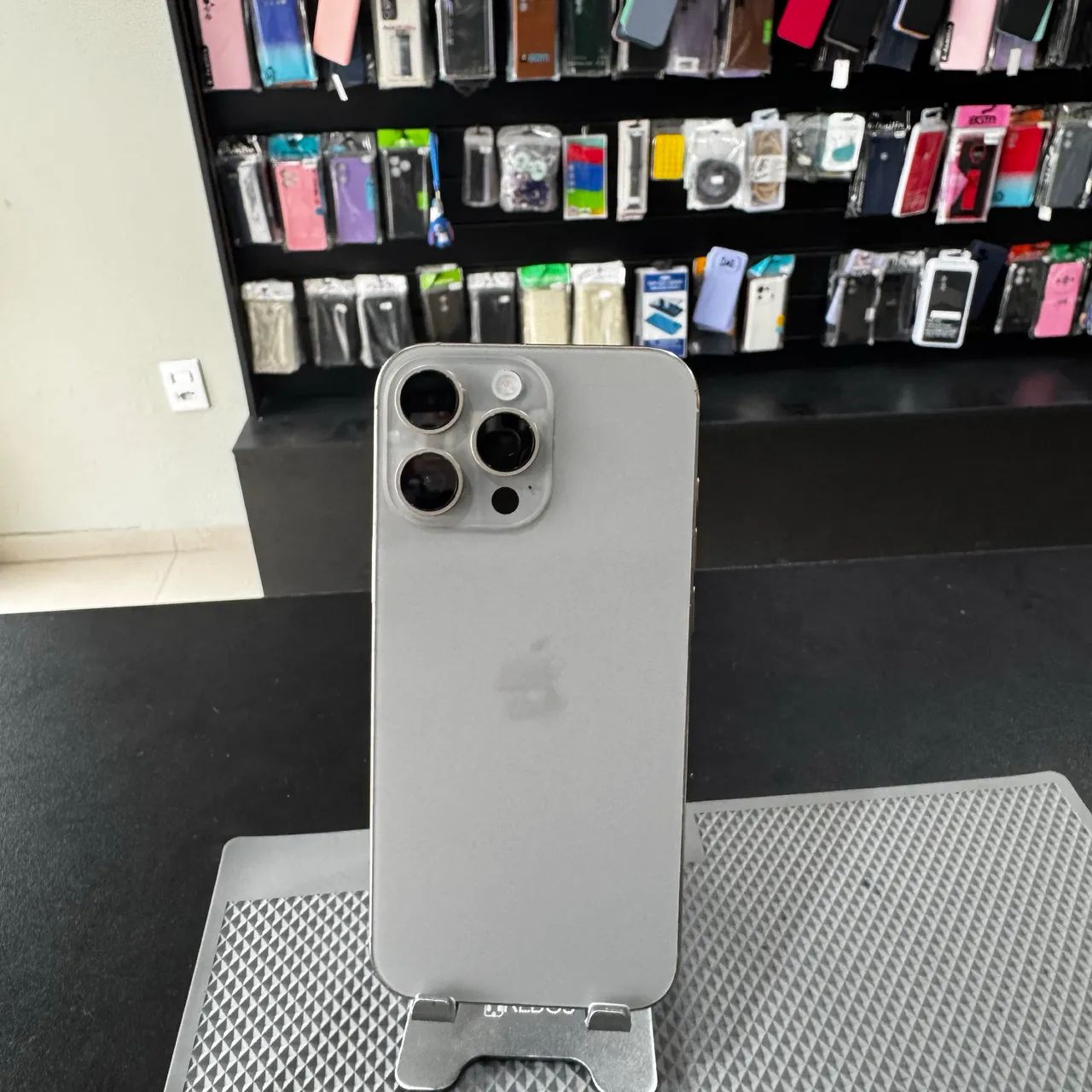 iPhone 16 pro max 256GB - Celulares e Smartphones - Campeche