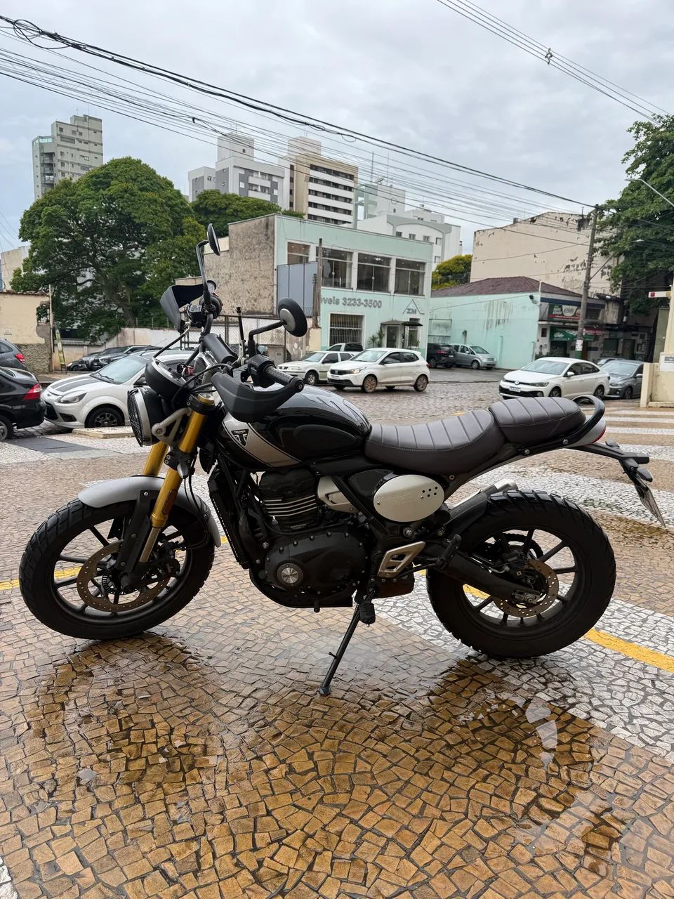 Triumph Scrambler 400x 