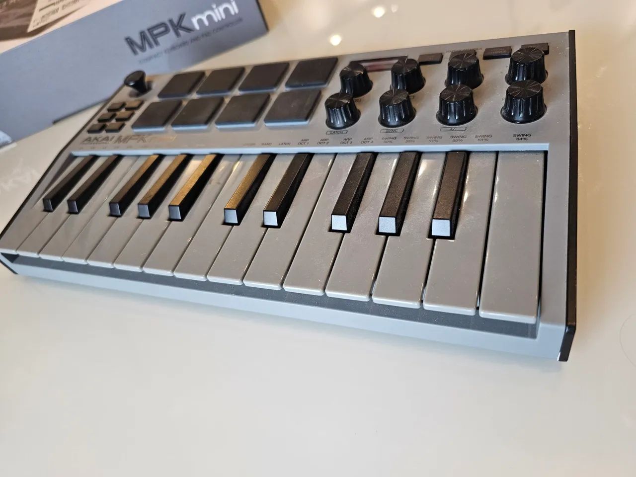 Teclado AKAI MPK Mini MK3 - Instrumentos musicais - Xaxim