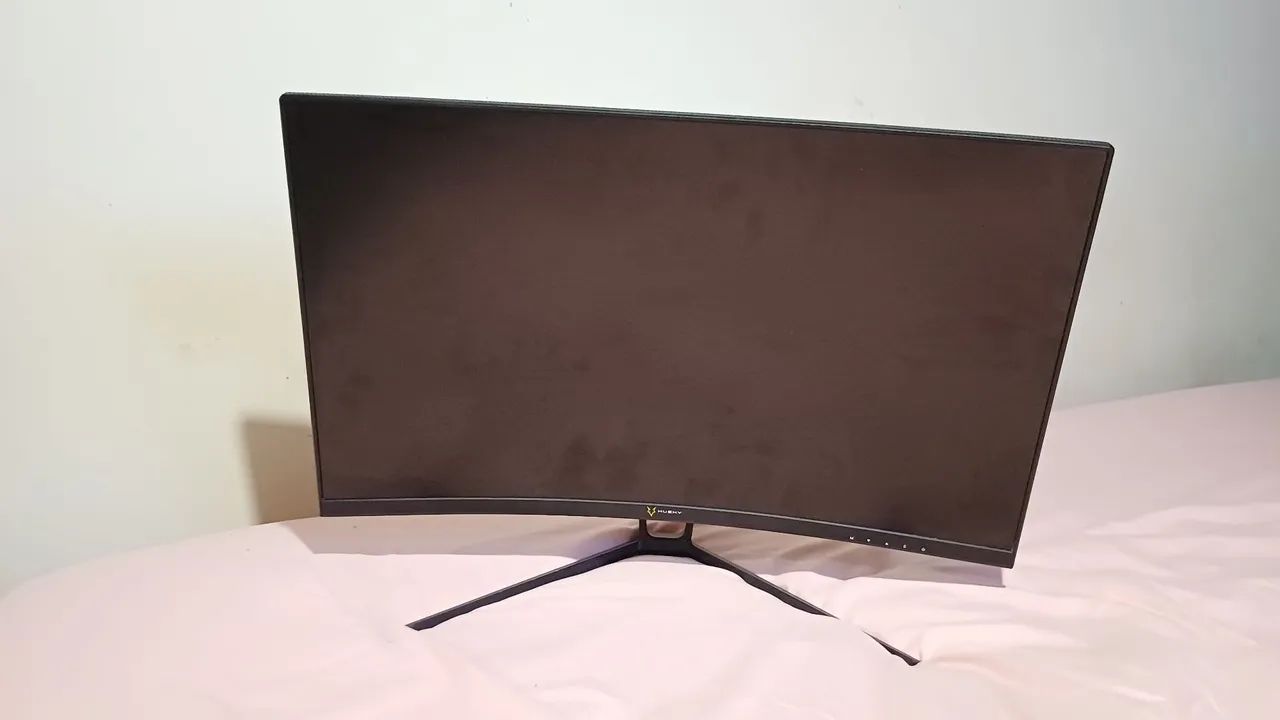 Monitor Husky RGB Curvo 27 polegadas e 180Hz