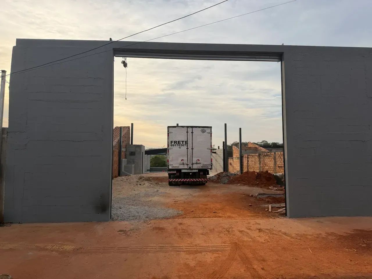 AGIO DE LOTE COM GALPÃO INICIADO NO  RECANTO DAS EMAS - Foto 3