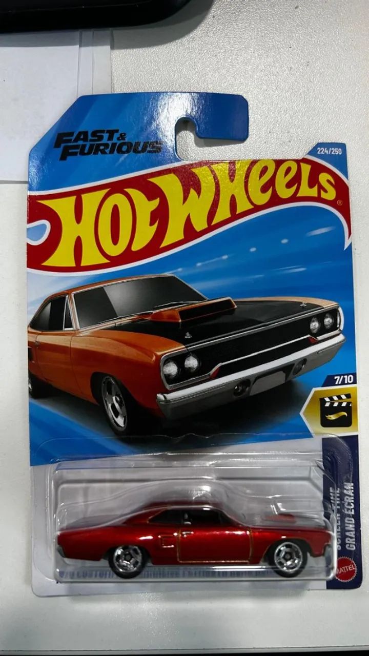 4 Carrinhos Hotwheels - Foto 5
