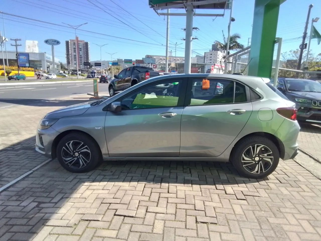 Chevrolet Onix Hatch 1.0 12V Flex Mec. 4P 2026 - Foto 3