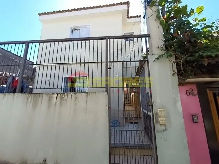 Kitnet com 01 Quarto Para Locação- 30m² por R$ 850,00