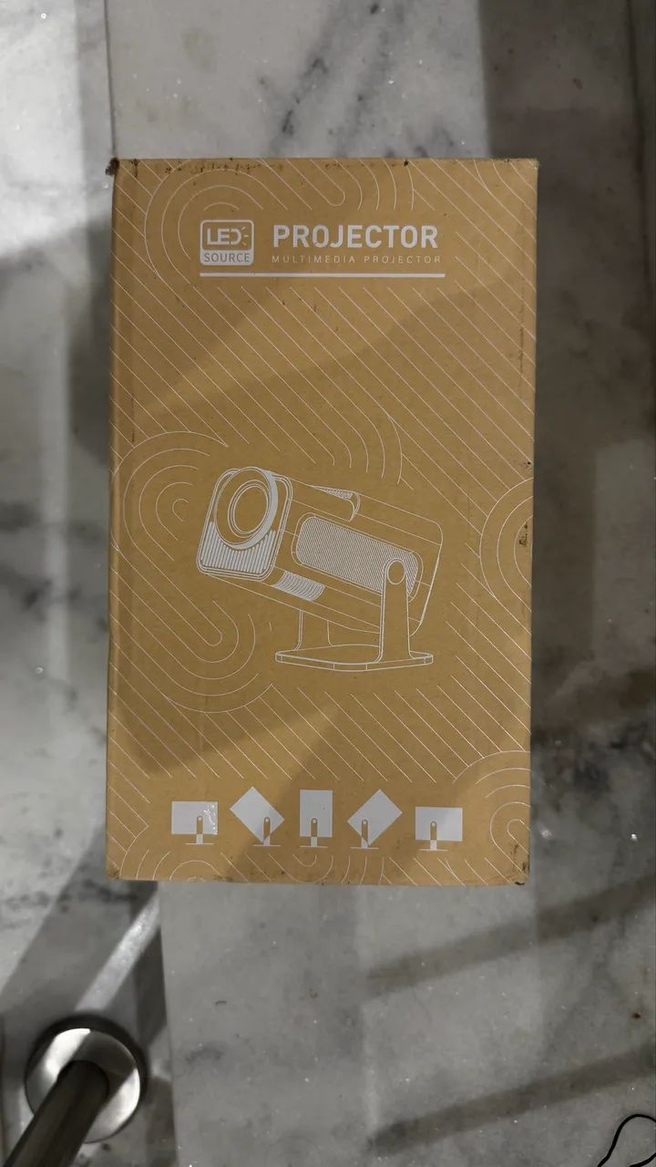 Projetor HY320