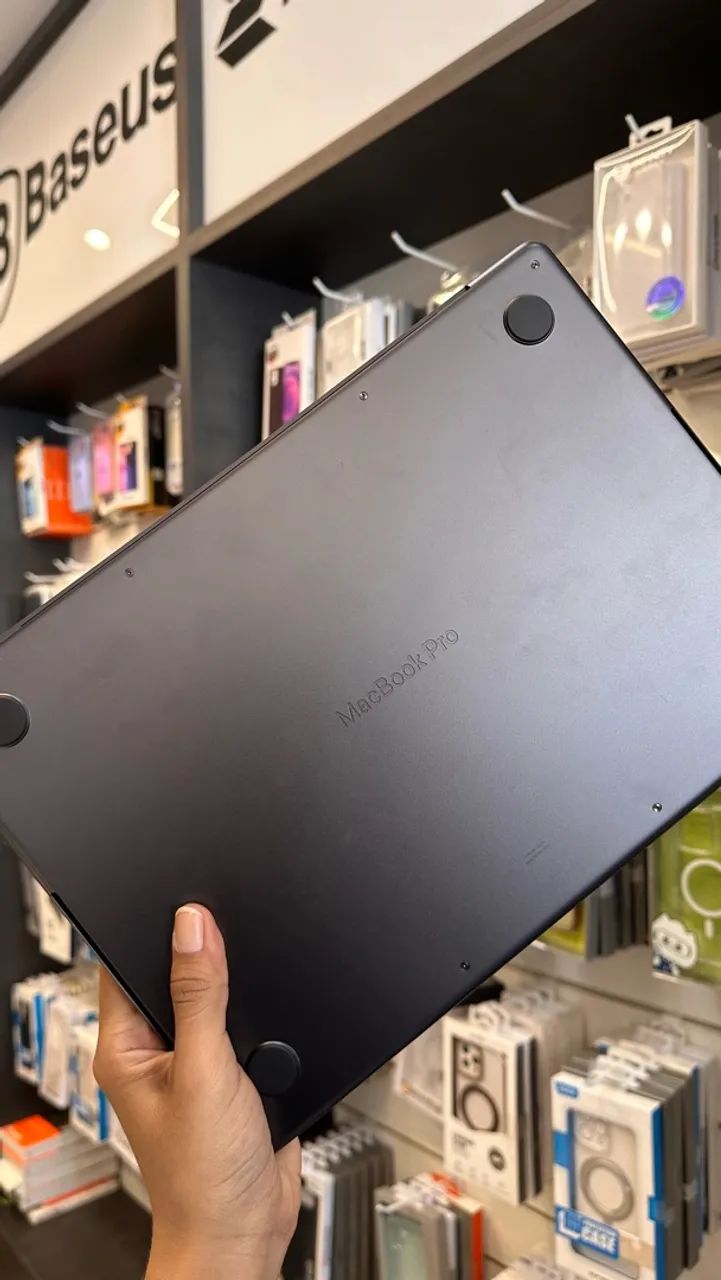 MacBook Pro Chip M5 16/1TB  - Foto 4