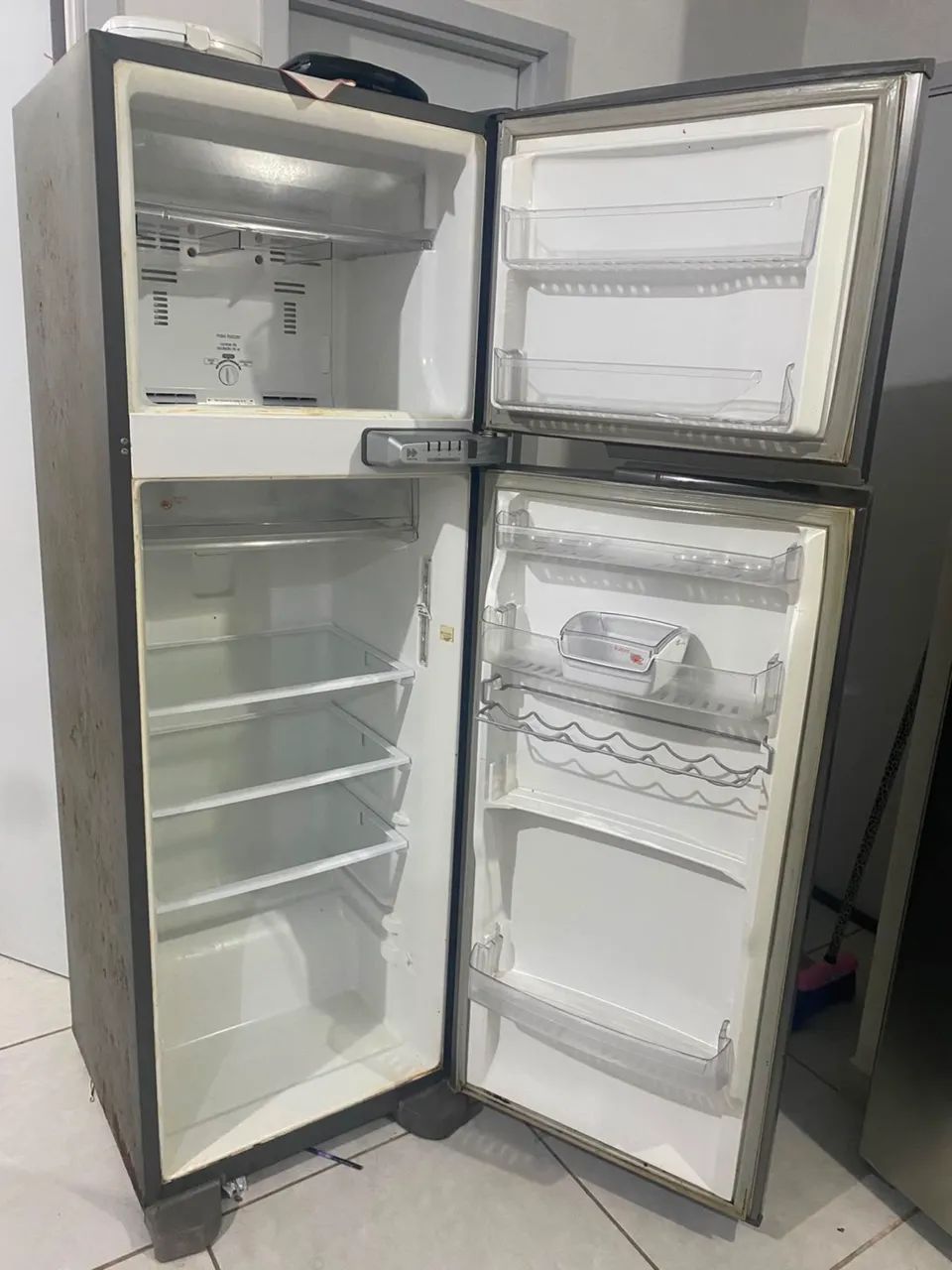 Tv e geladeira  - Foto 2