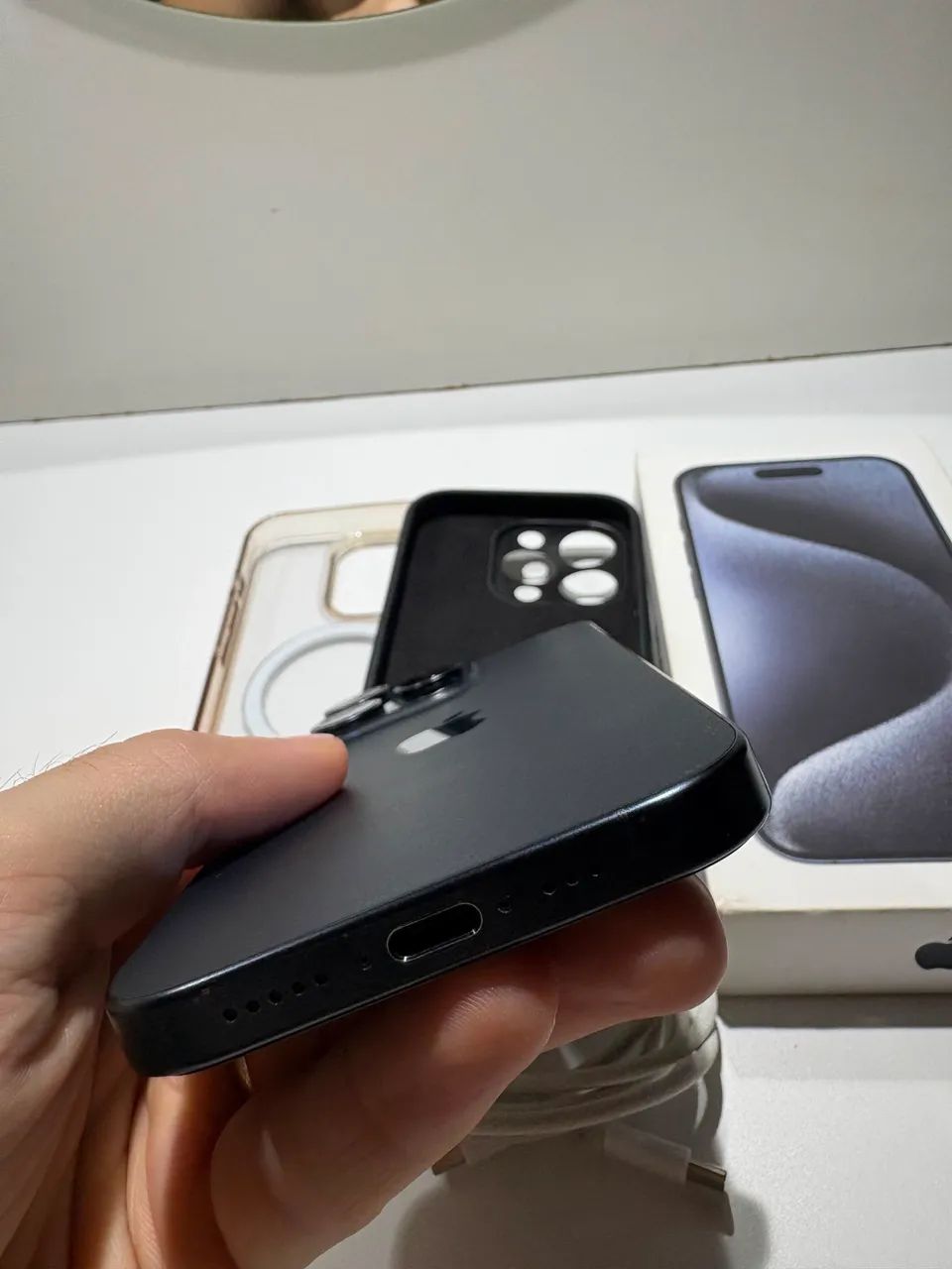 iPhone 15 Pro 256gb - TODO ORIGINAL - Celulares e Smartphones