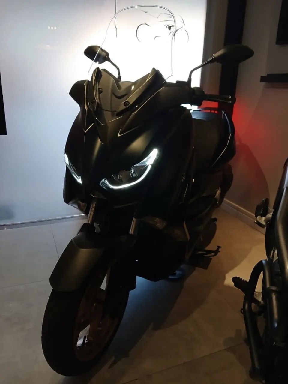 Yamaha XMAX 250 - Foto 3
