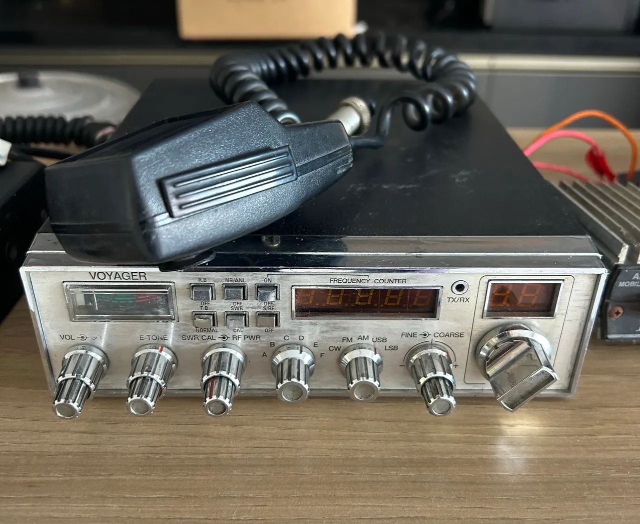 Rádios amadores e amplificadores - Foto 5