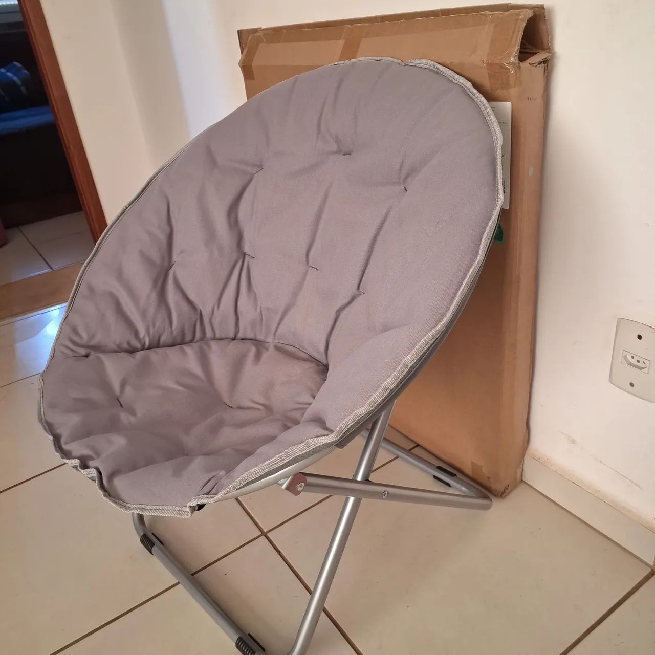 Vendo Cadeira dobrável - Foto 3