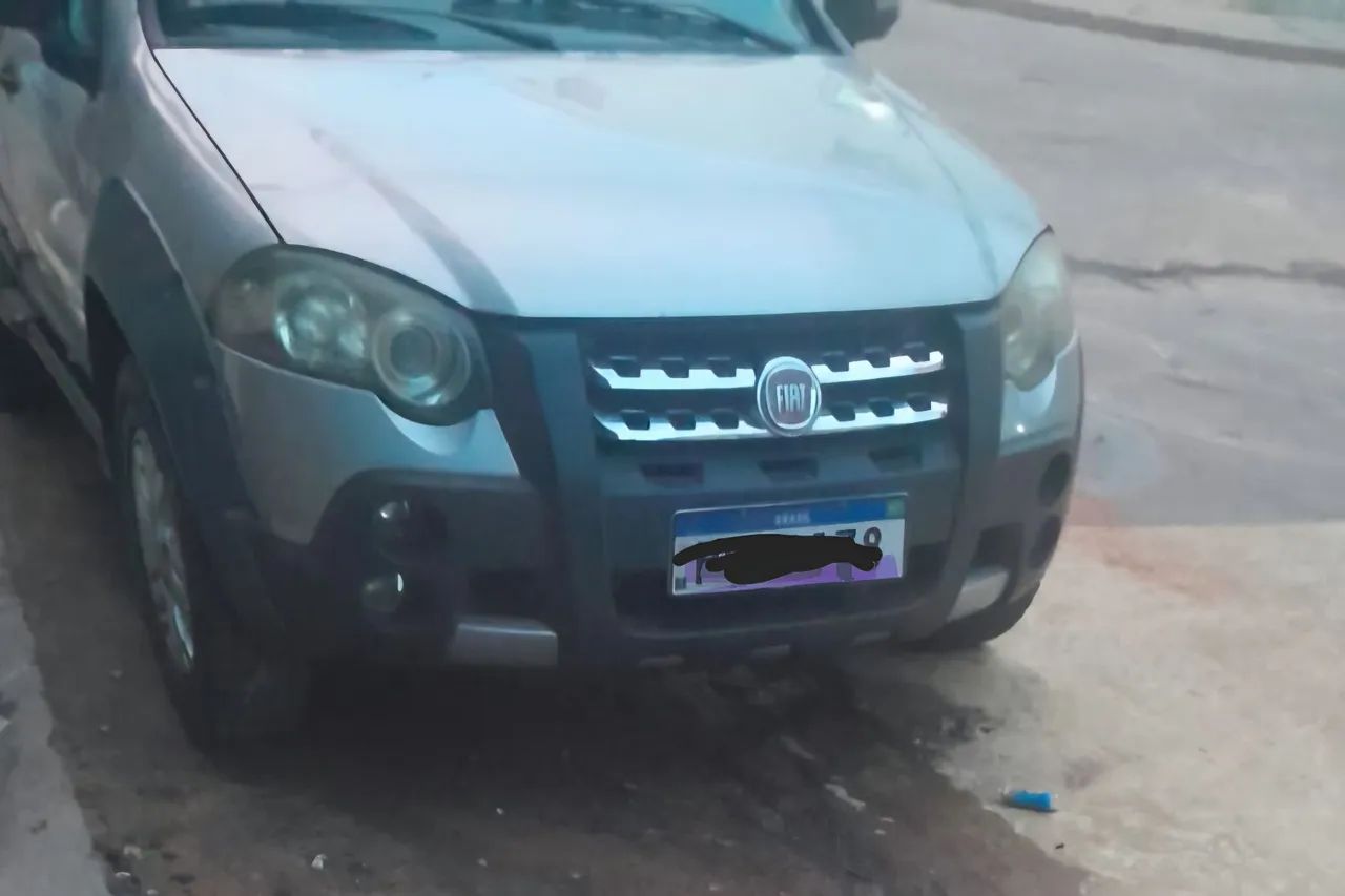 Fiat Strada Adv.1.8 16V Dualogic Flex CD 2012