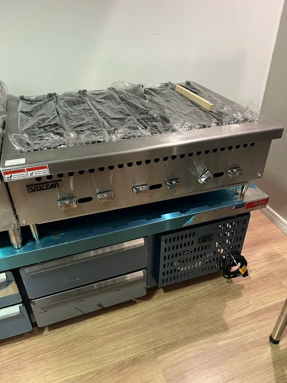 Char broiler Vulcan 90cm nova pronta entrega  - Foto 3