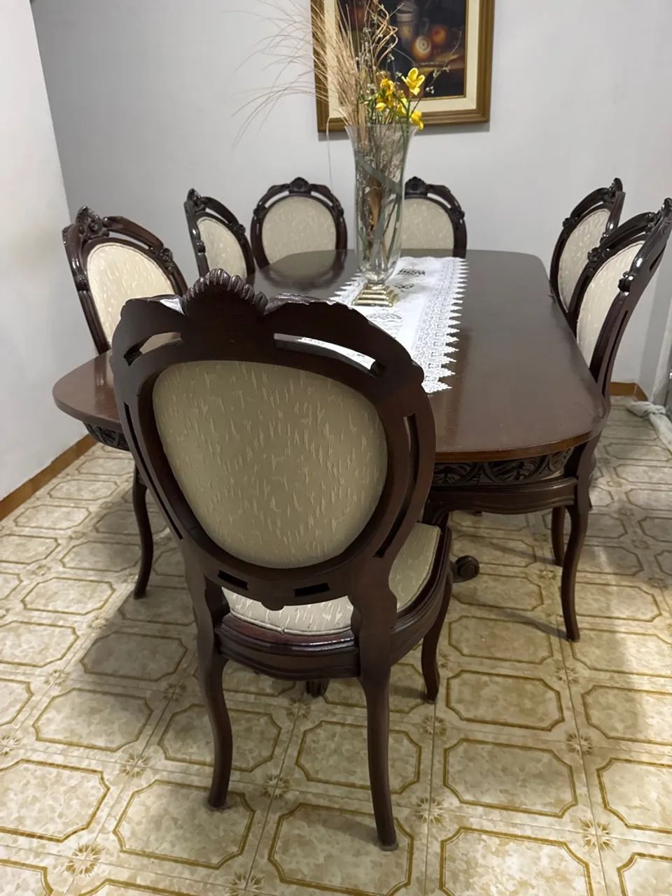 Mesa em Cerejeira 