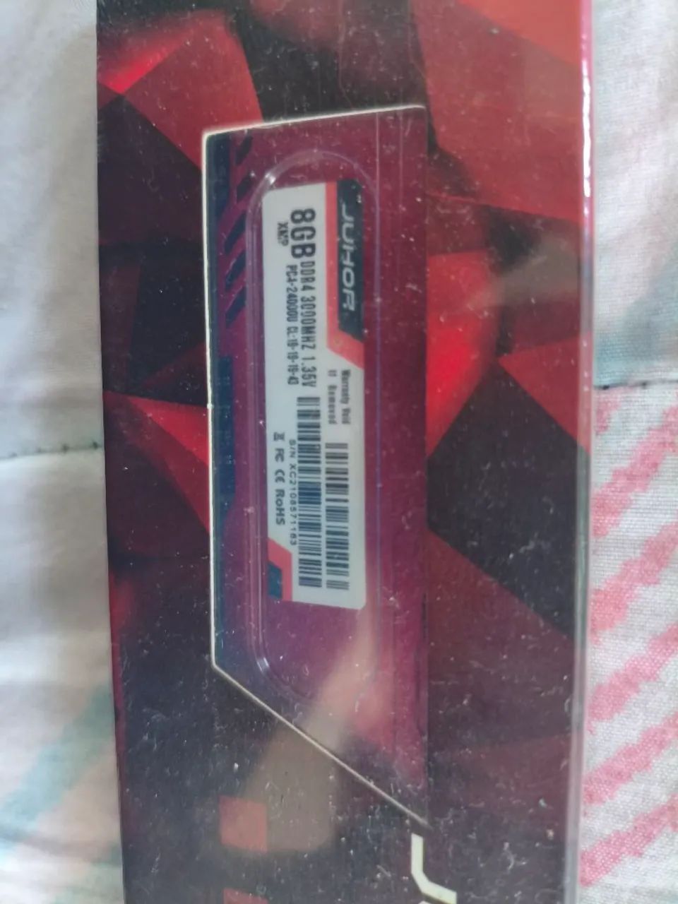 Memória 8 g DDR 4 3000 mh cl19 - Foto 3