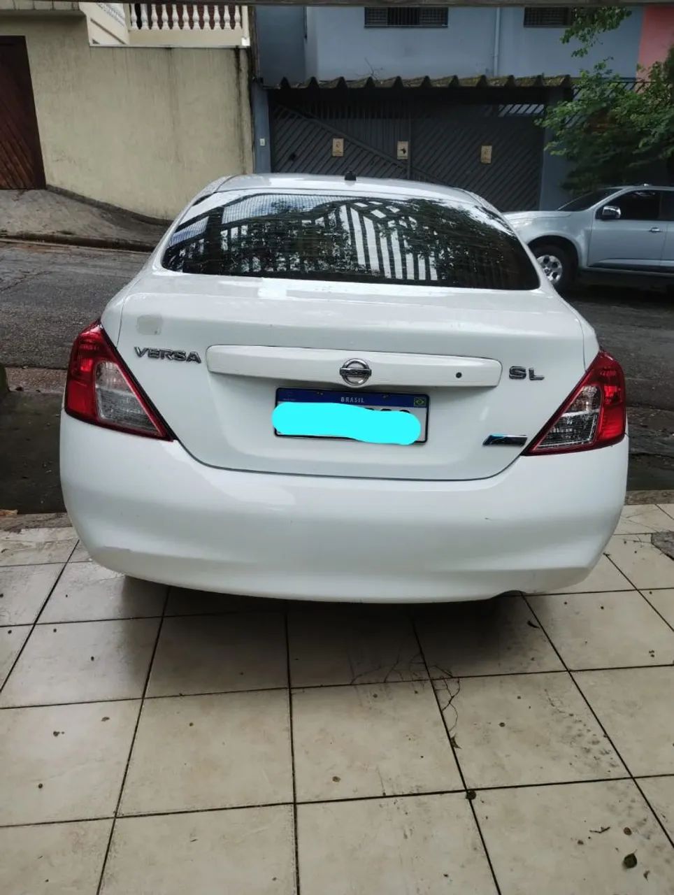 Nissan Versa SL 1.6 16V Flex Fuel 4P Mec. 2013 - Foto 2