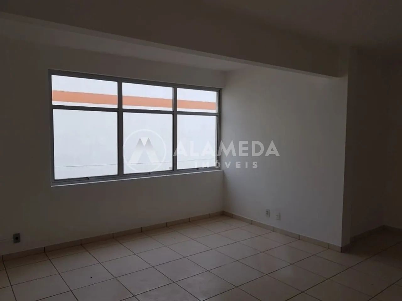 SALA COMERCIAL À VENDA NO BAIRRO CENTRO. - Foto 2