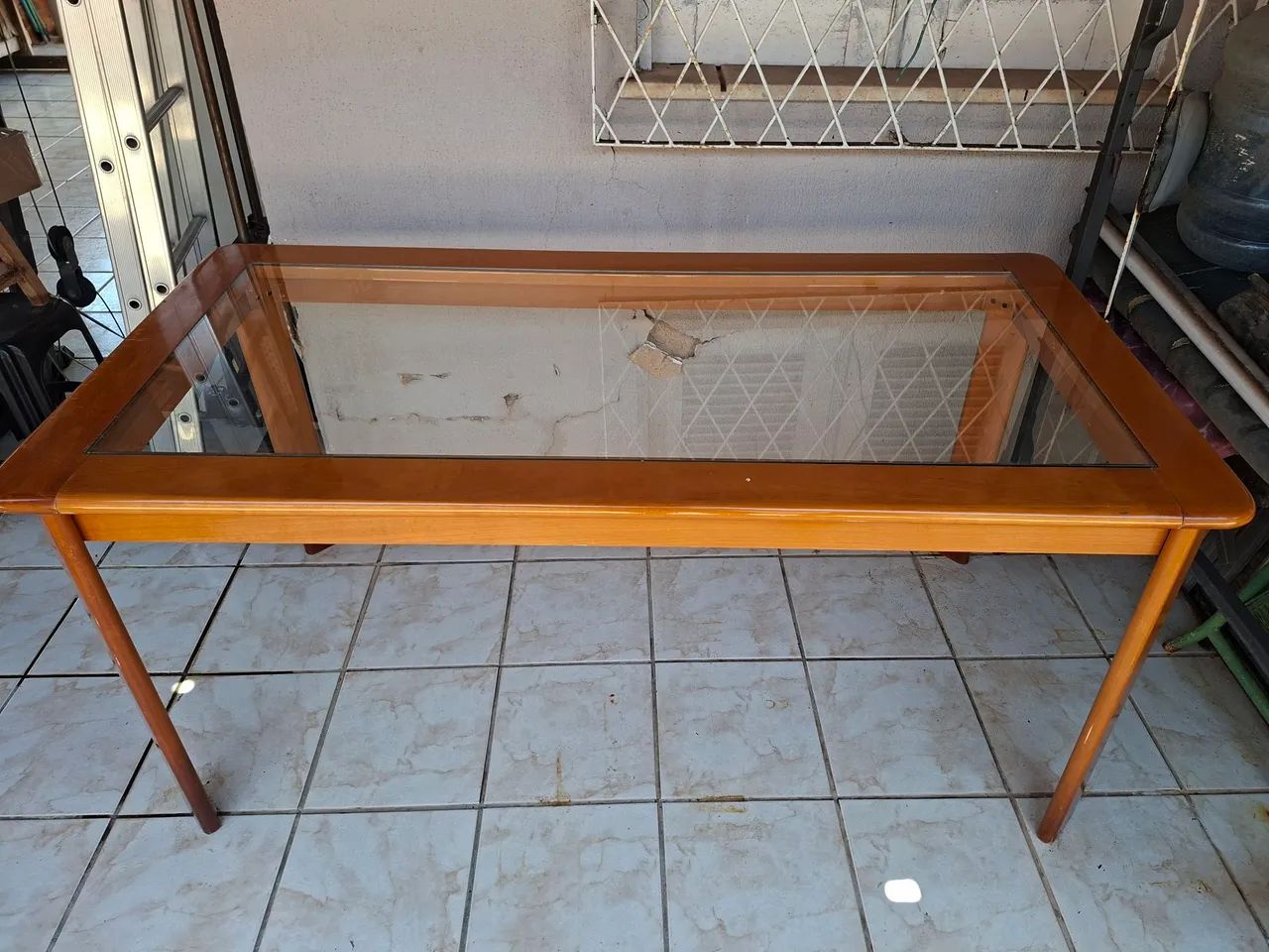Vendo conjunto mesa e cadeiras  - Foto 3