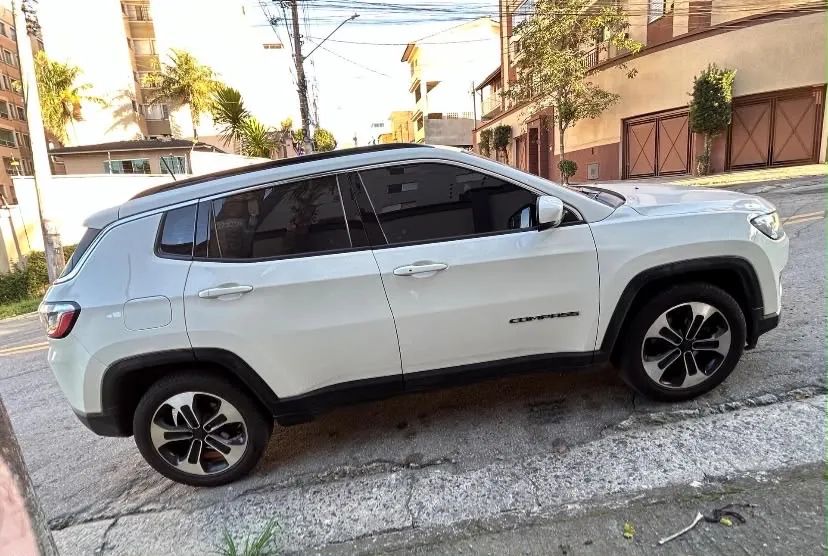 Jeep Compass Longitude 2.0 4X2 Flex 16V Aut. 2017 - Foto 3