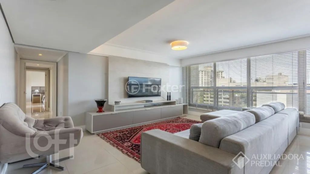 Apartamento à venda Rua Primeiro de Janeiro, Três Figueiras - Porto Alegre - Foto 2