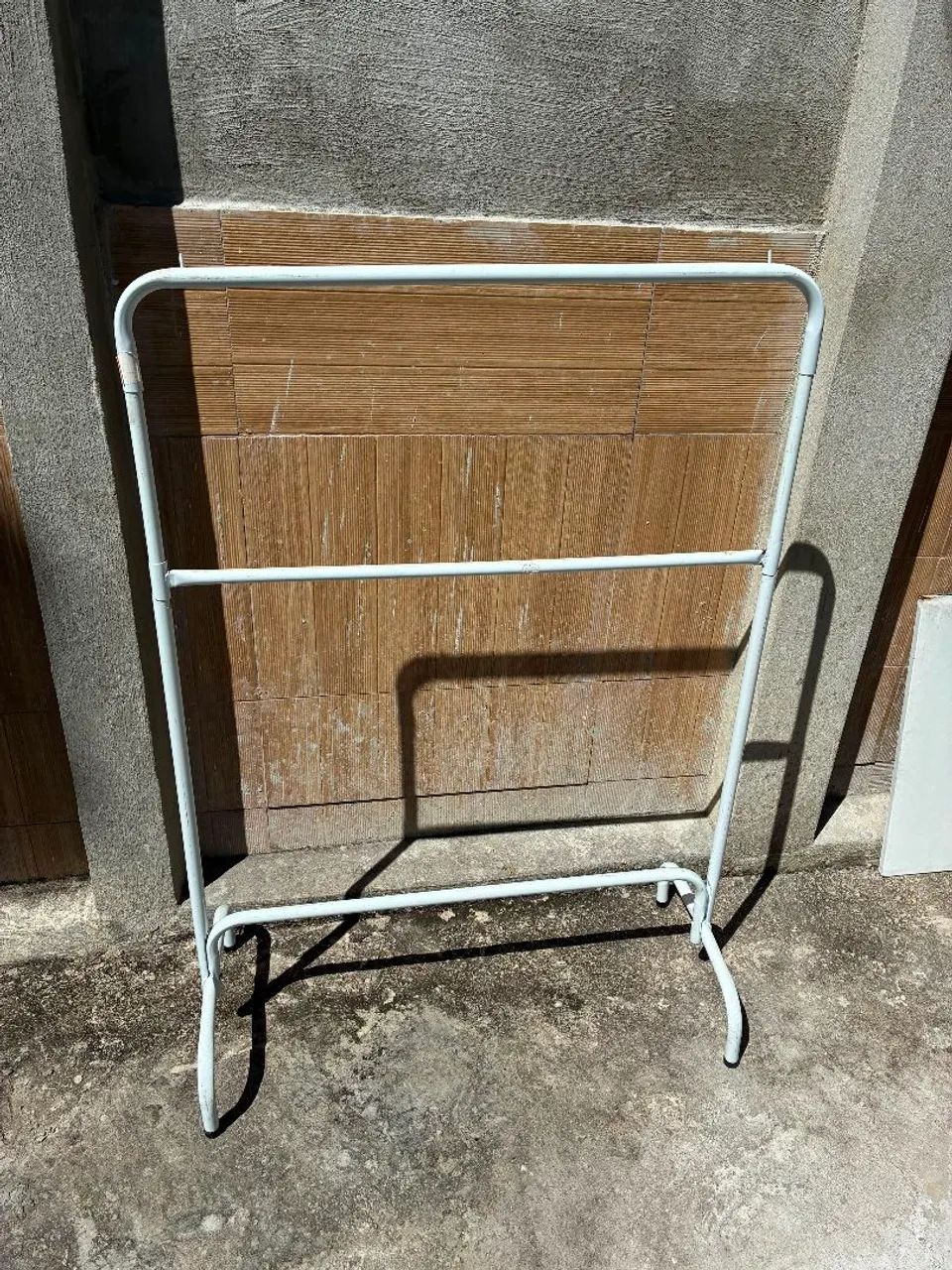 4 Araras de roupas  - Foto 2