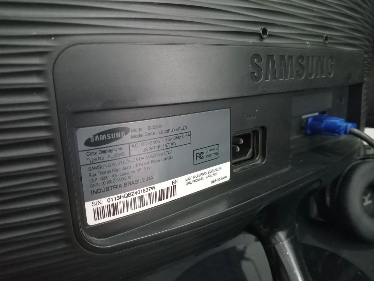Monitor Samsung 20 - com manchas na tela - Foto 4