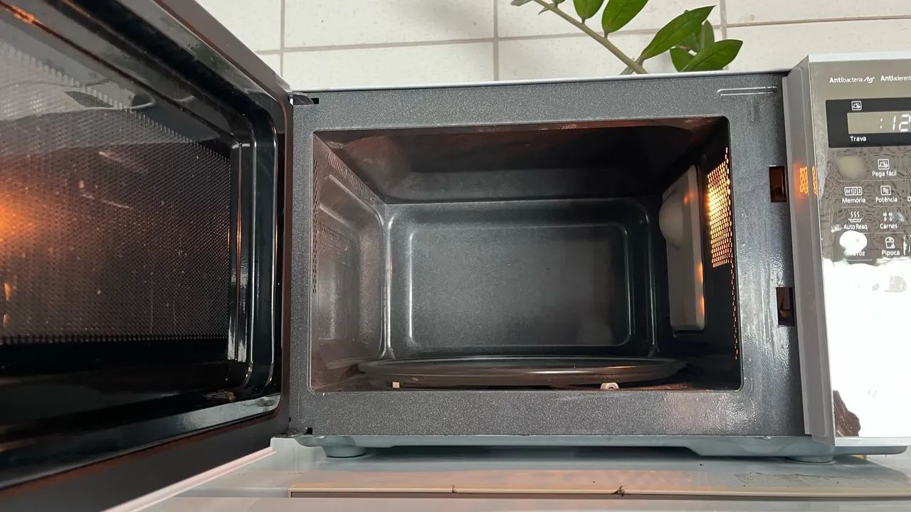 Microondas Panasonic 27L - Foto 2