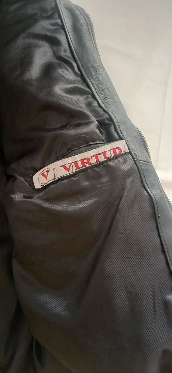 Vendo jaqueta de couro original  - Foto 4