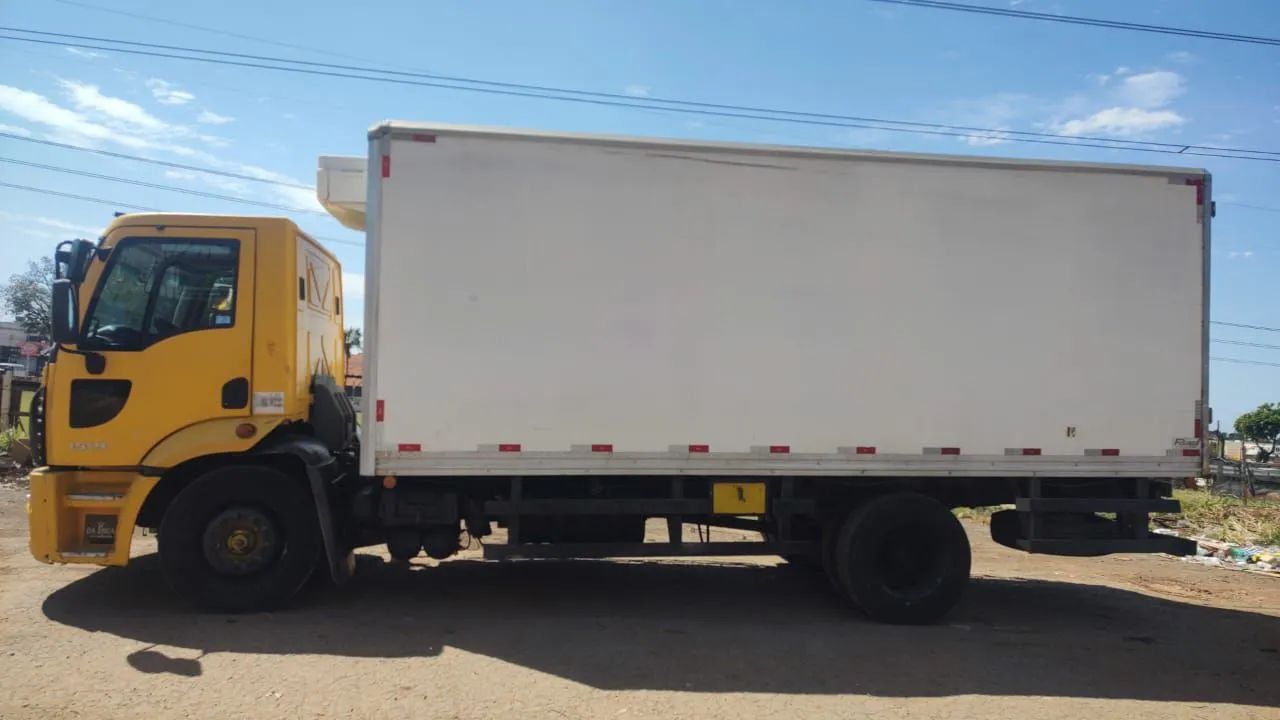 FORD CARGO 1519 - Foto 2