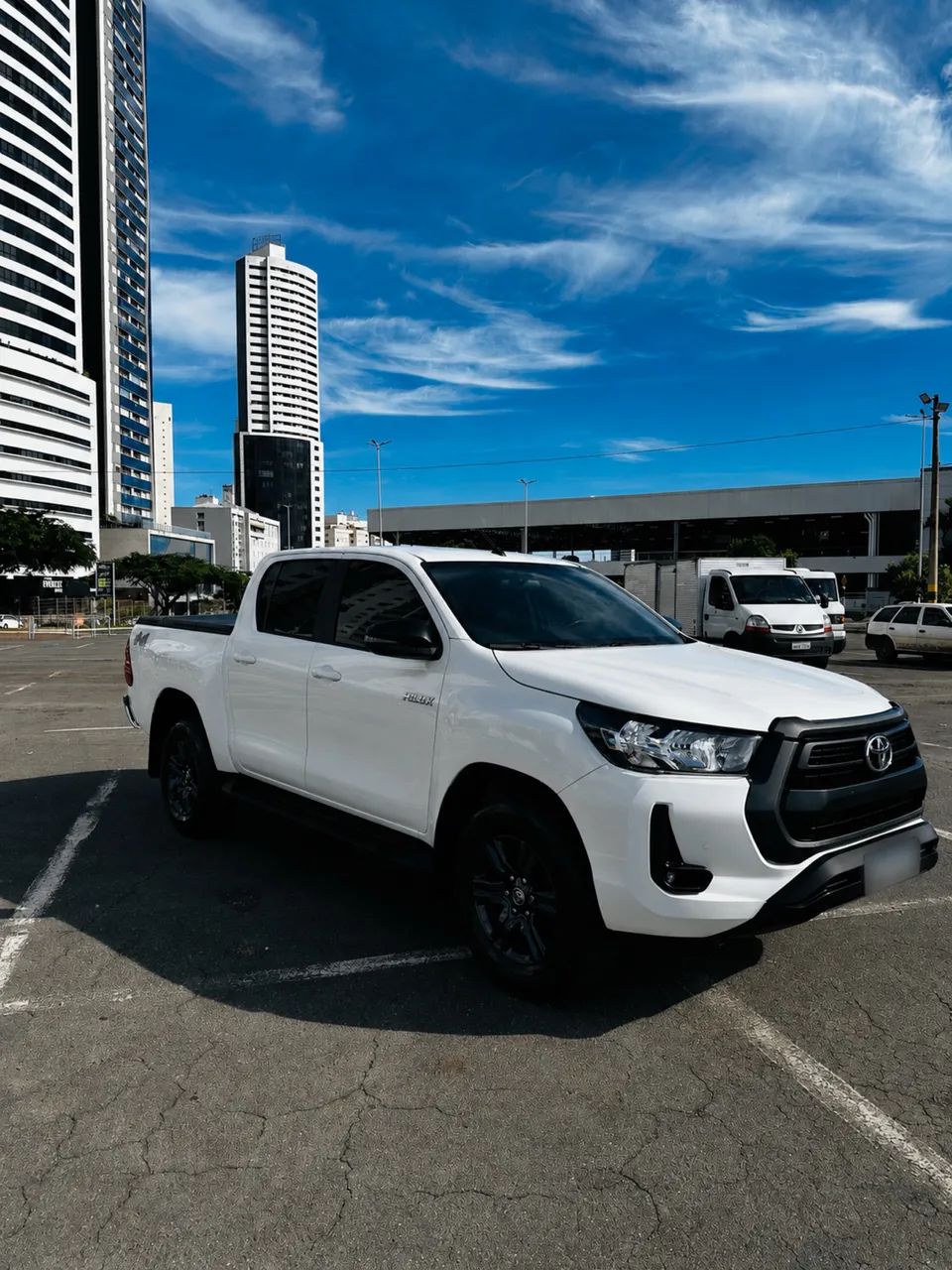 Toyota Hilux Hilux CD SR 4x4 2.8 TDI Diesel Aut. 2022