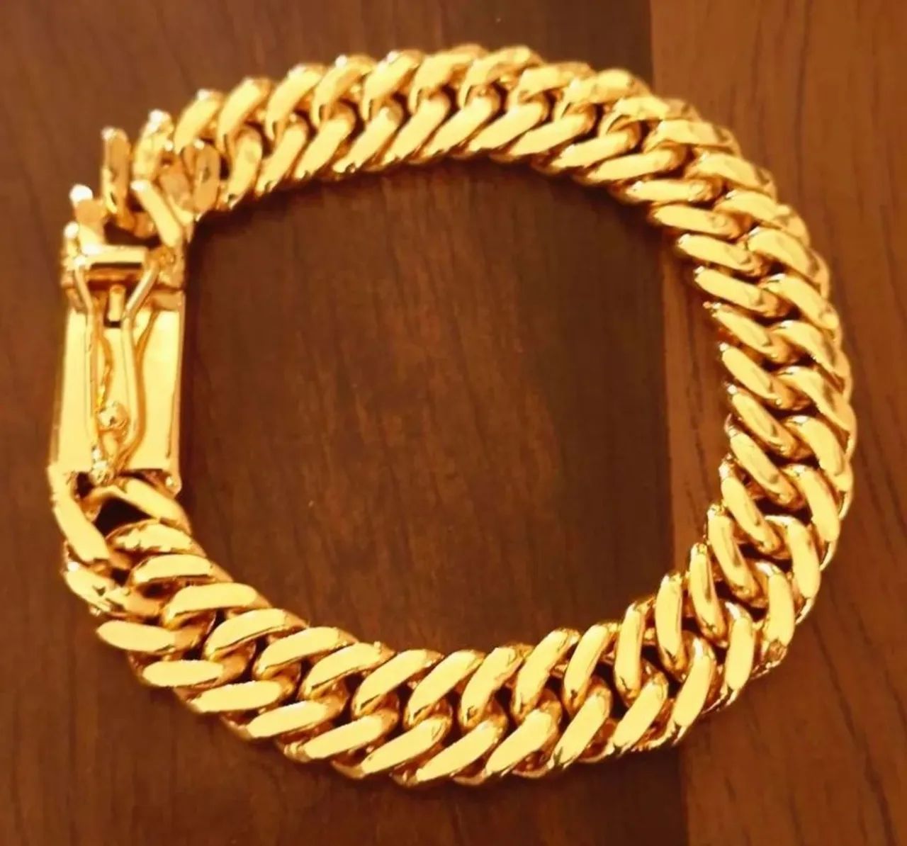 Lindíssima pulseira 13mm banhada a ouro 18k nova 