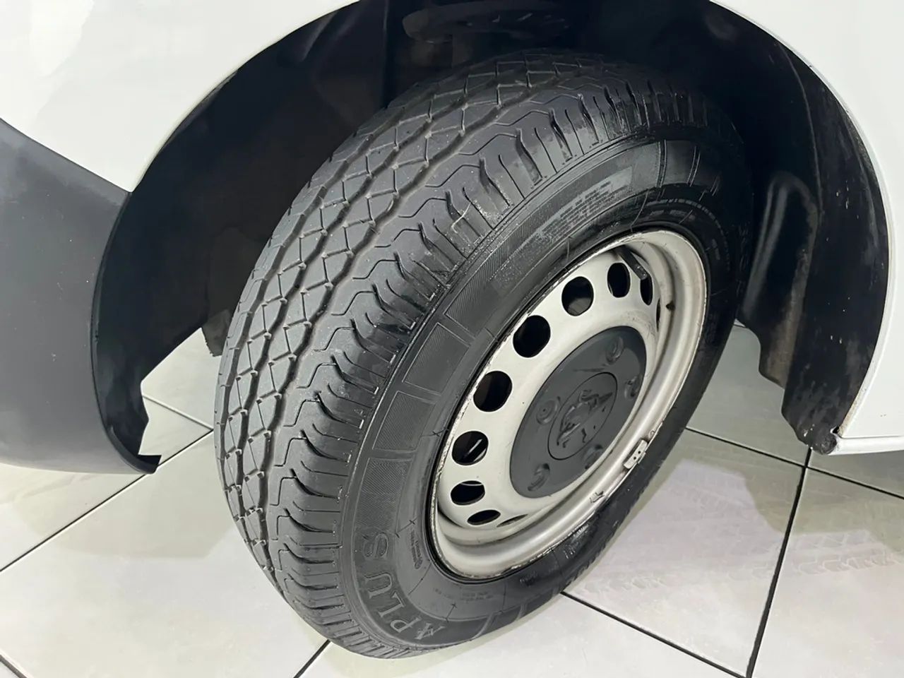 Peugeot Expert Business Pack 1.6 Turbo Diesel, foto 14 de 14