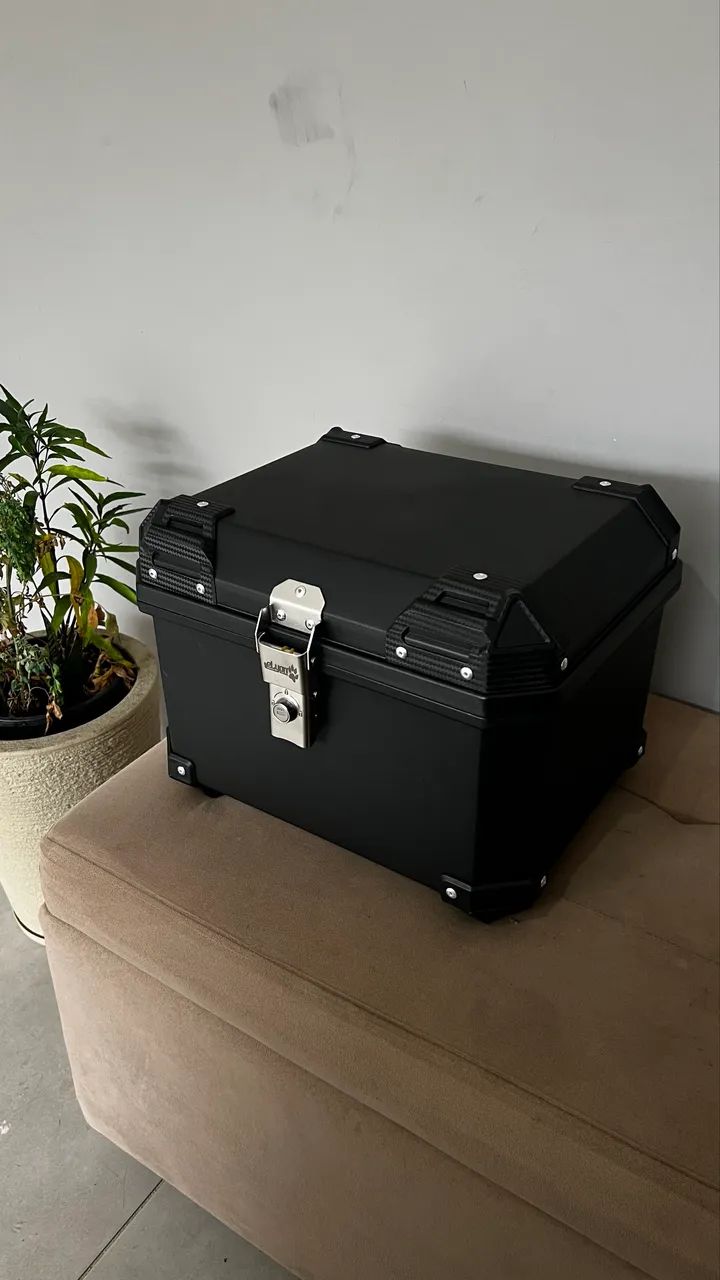 Baú Elyon 45l NOVO