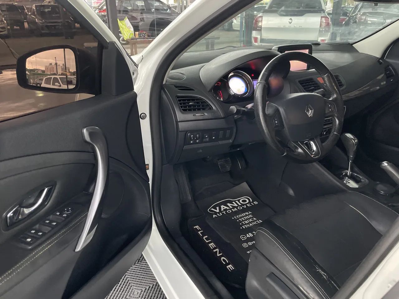 Renault Fluence Sed. Dynamique 2.0 16V Flex Aut. 2016 - Foto 4