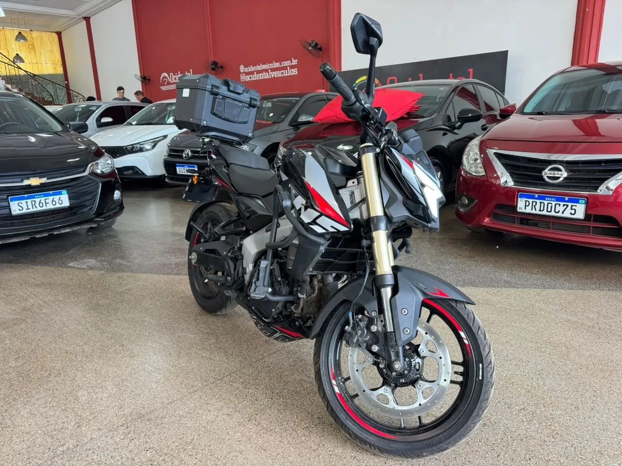 Bajaj DOMINAR 400  - Foto 2
