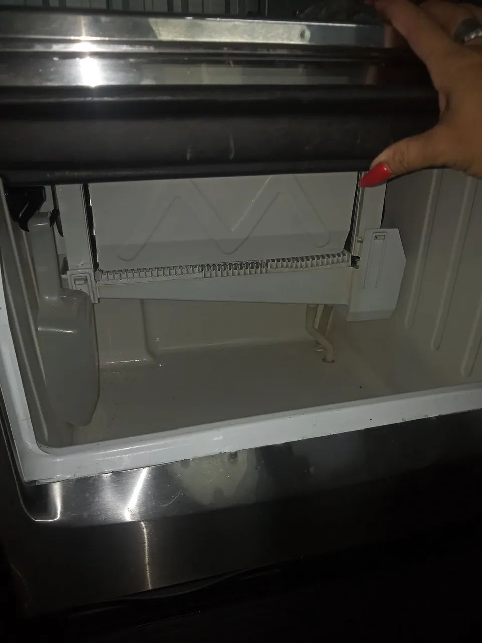 Máquina de gelo Macom Hoshizaki 50kg , Revisada, funcionamento 100% , pouco uso - Foto 4