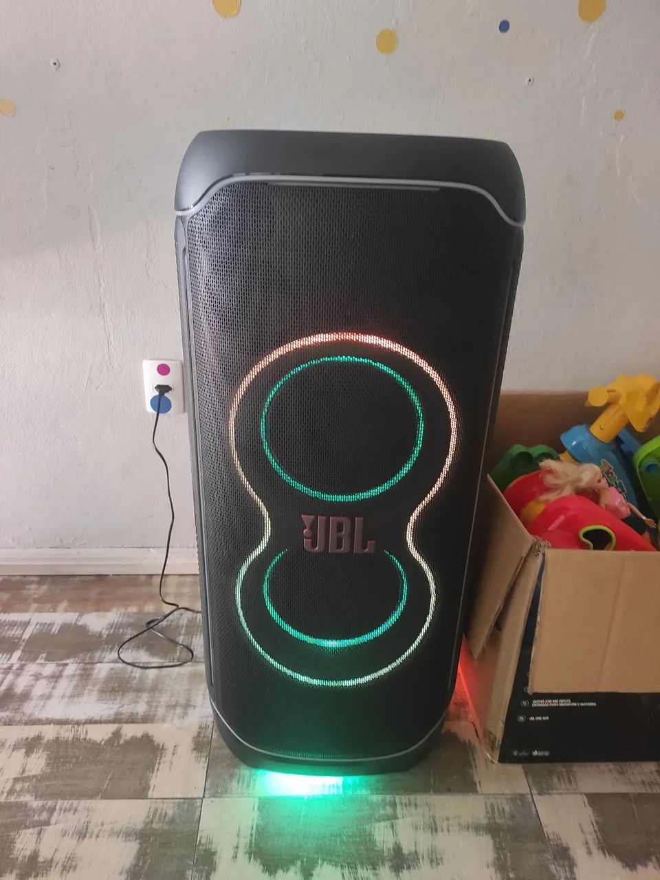 Caixa de Som JBL Última te Box 1100W