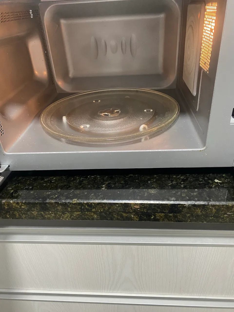 Vendo microondas  250 - Foto 2