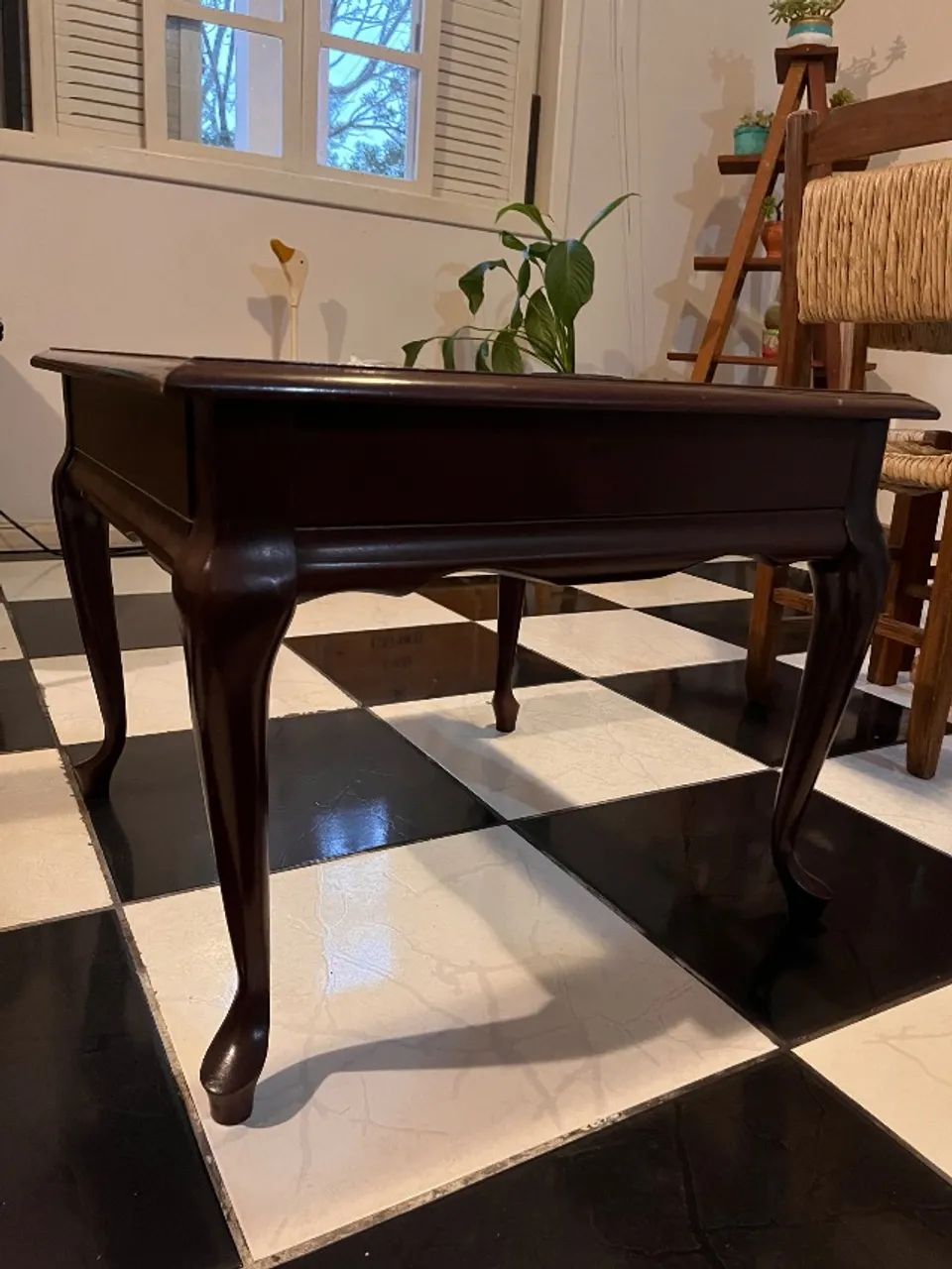 Conjunto Mesa de canto e Mesa de centro/ madeira de lei 