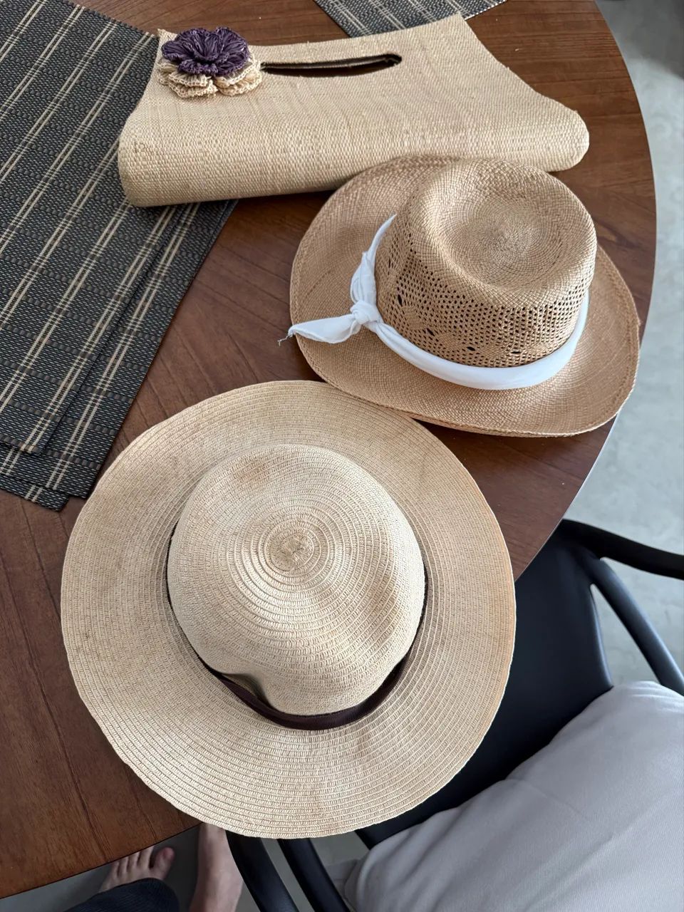 2 chapéus e 1 bolsa de praia - cia marítima  - Foto 5