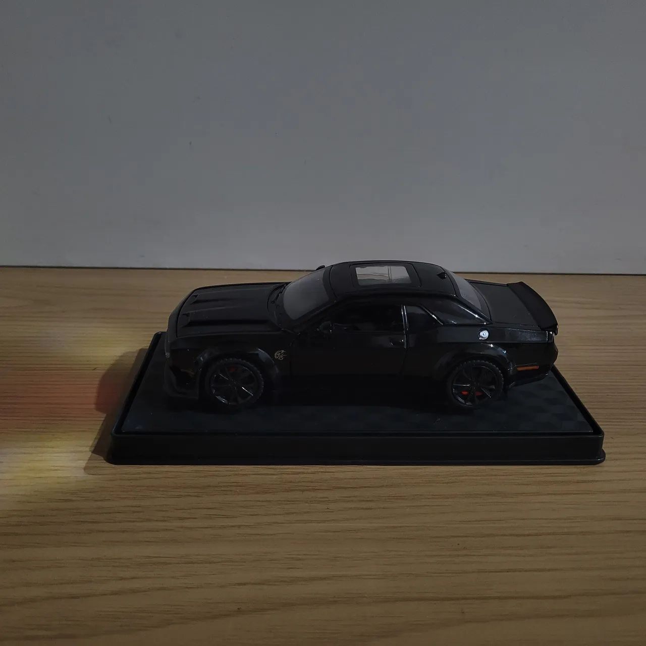 Dodge Challenger SRT Hellcat Miniatura - Foto 5