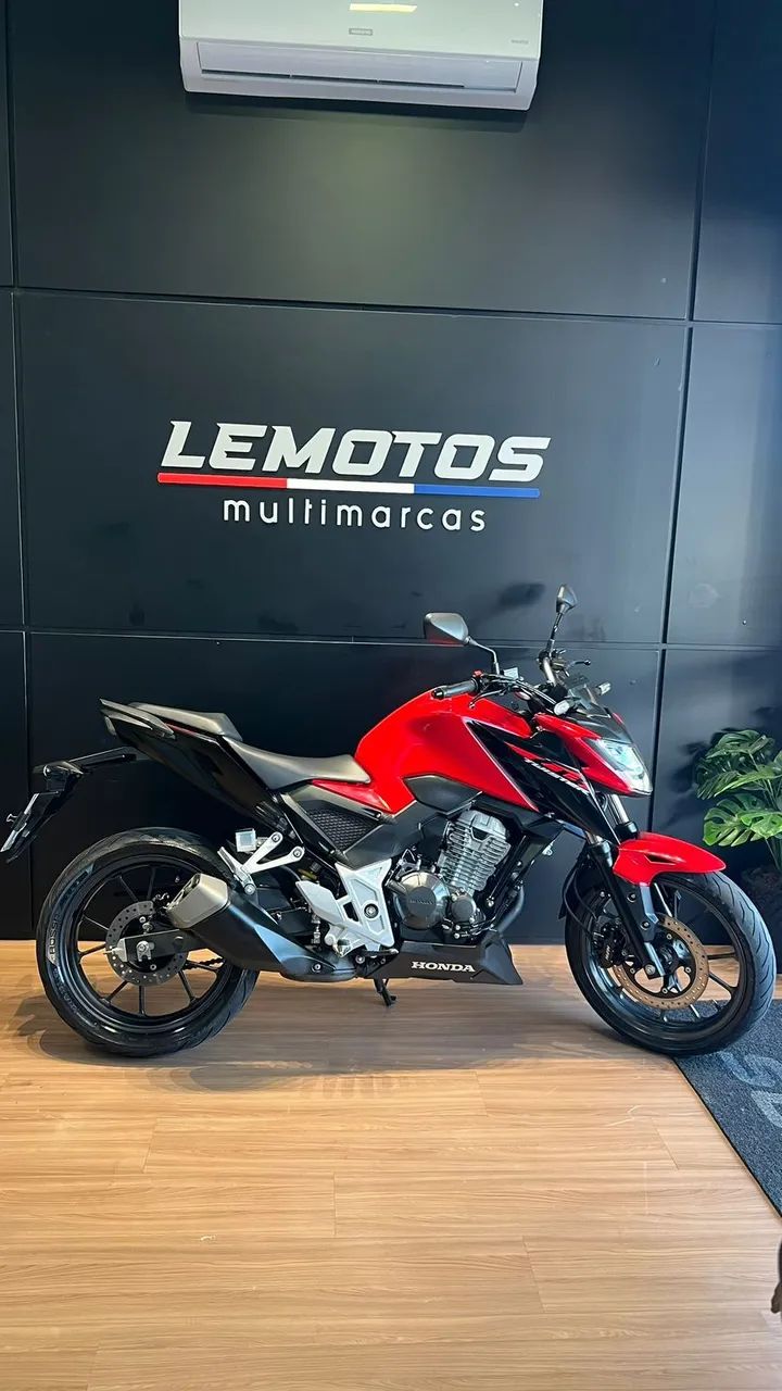 CB 300F Twister Flex