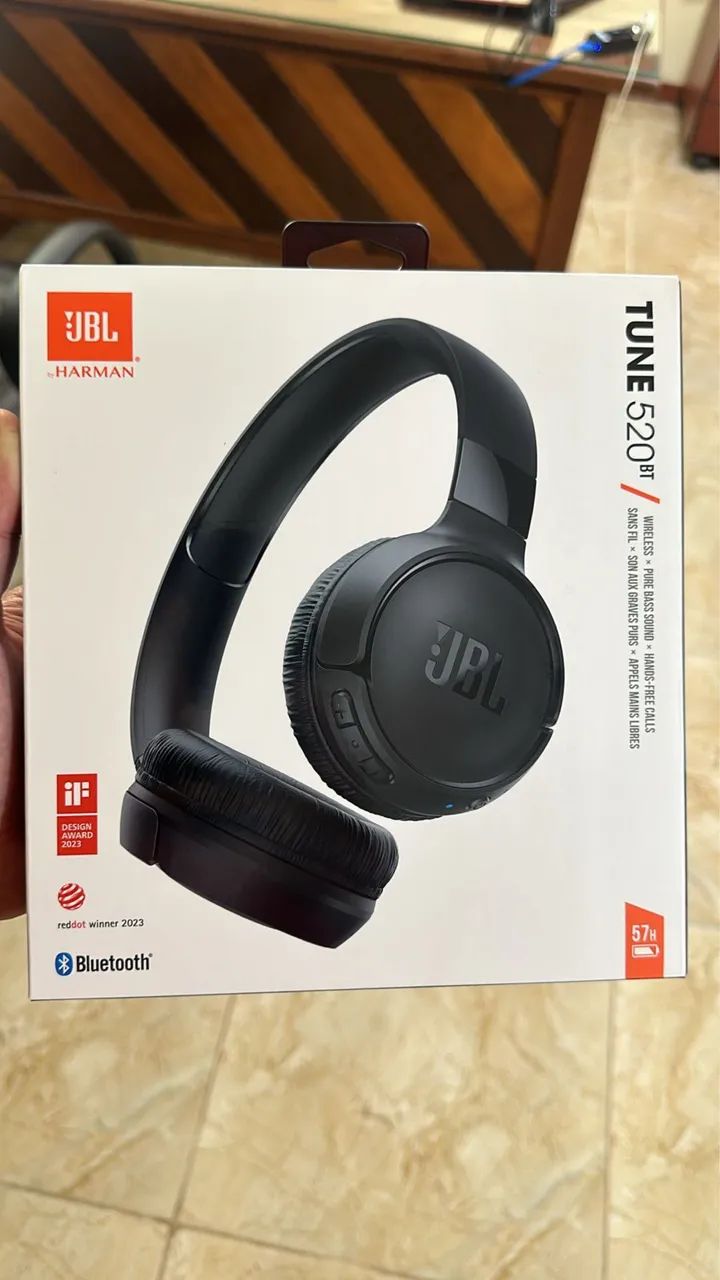Fone JBL Tune 520 Bluetooth Preto  - Foto 2
